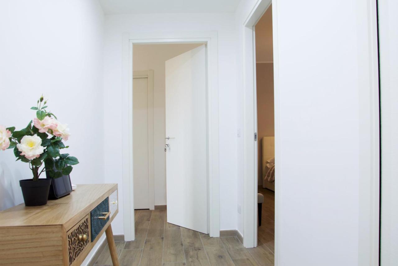 Minerva Rooms パヴィーア エクステリア 写真