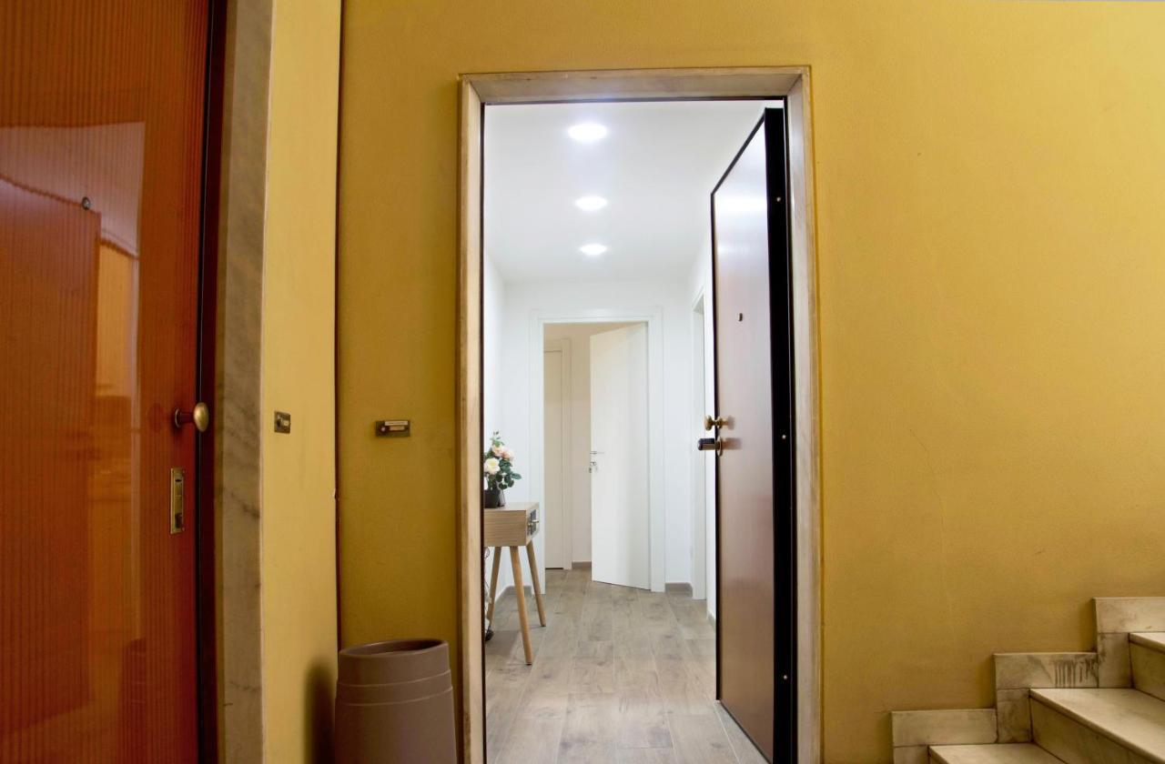 Minerva Rooms パヴィーア エクステリア 写真